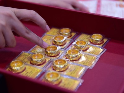Giá vàng hôm nay ngày 16/10: Giá vàng trong nước tăng trở lại 150.000 đồng/lượng