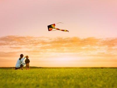 Top 10 cổ phiếu tăng/giảm mạnh nhất tuần: Nhóm cổ phiếu Vingroup bay cao