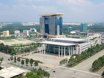 Bình Dương đang là “miền đất hứa” dành cho các tập đoàn trong nước và quốc tế.