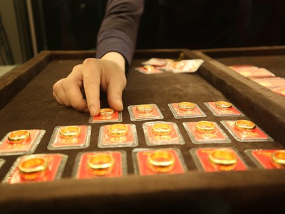 Giá vàng hôm nay ngày 24/1: Giá vàng chưa ngừng tăng