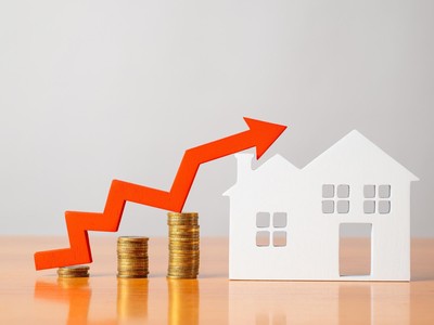 Top 10 cổ phiếu tăng/giảm mạnh nhất tuần: Nhóm bất động sản tăng tốc