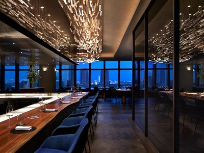 AKUNA sở hữu vị trí trung tâm đắt giá với view ôm trọn sông Sài Gòn rộng lớn.