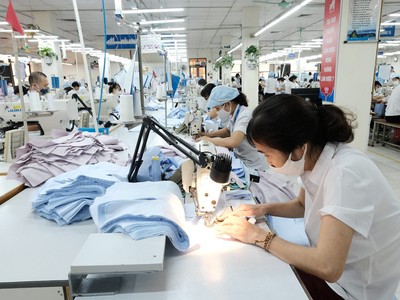 Nhiều doanh nghiệp dệt may đã ký đơn hàng tới cuối năm 2024, thậm chí sang quý I/2025.