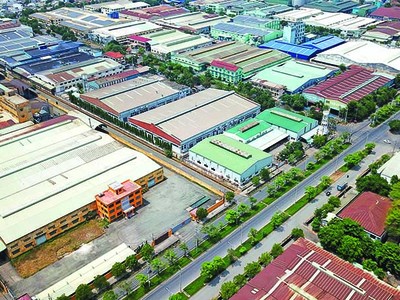 Khu công nghiệp Vĩnh Lộc. Ảnh: Lê Toàn.