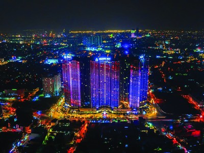 Hoang Huy Commerce về đêm