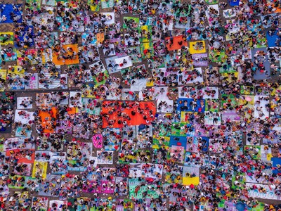 Truyền thông quốc tế choáng ngợp trước khung cảnh người dân “cắm trại” dưới chân núi Bà Đen. 