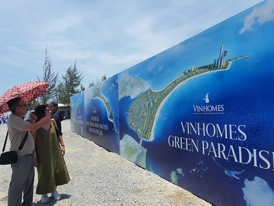 Dự án Vinhomes Green Paradise Cần Giờ chính thức được khởi công sau nhiều năm chờ đợi. Ảnh: Lê Toàn.