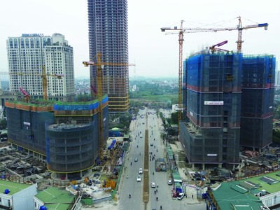 Nhiều dự án nhà ở đang được tăng tốc triển khai. Ảnh: Việt Dương.