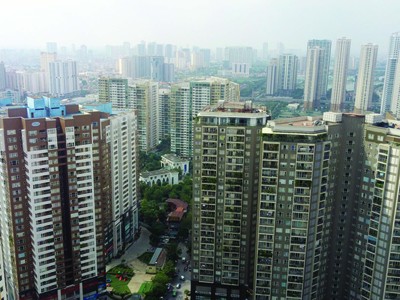 Thị trường căn hộ có dấu hiệu chững lại từ đầu quý II/2025. Ảnh: Dũng Minh.