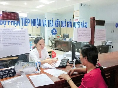 Ngành Thuế đang tiếp tục rà soát, cắt giảm, đơn giản hóa thủ tục hành chính thuế theo hướng toàn diện và hiệu quả hơn. Ảnh minh họa