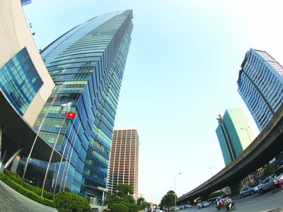 Việc nhiều dự án văn phòng mới gia nhập thị trường dẫn đến những điều chỉnh nhất định về giá thuê và tỷ lệ lấp đầy. Ảnh: Dũng Minh.