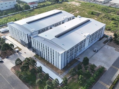 Một dự án nhà xưởng cao tầng vừa mới được bàn giao cho khách thuê tại Đồng Nai. Ảnh: Bình Minh.