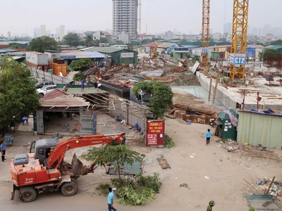 Hiện tại, riêng Hà Nội có 1.448 dự án đang thực hiện giải phóng mặt bằng. Ảnh: Việt Dương.