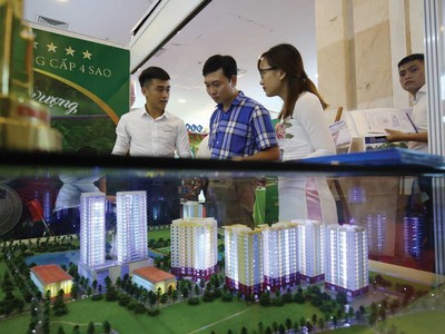 Tín dụng mua nhà cần hướng nhiều hơn tới người mua ở thực. Ảnh: Dũng Minh.