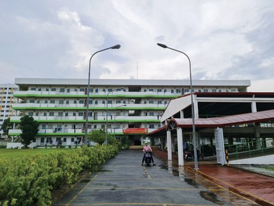 Khu nhà lưu trú cho công nhân của Công ty Showa Gloves, Bình Dương cũ. Ảnh: Lê Toàn.