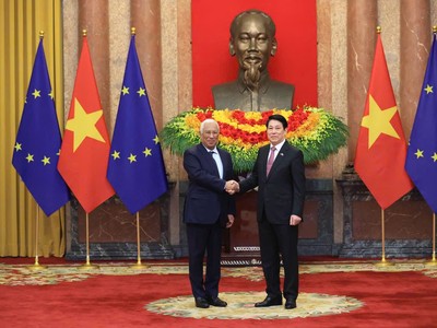 Chủ tịch nước Lương Cường đón Chủ tịch Hội đồng châu Âu António Costa. Ảnh: Đức Thanh.