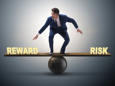 Cân bằng lòng tham và nỗi sợ hãi là việc nói dễ hơn làm khi ở trong thị trường.