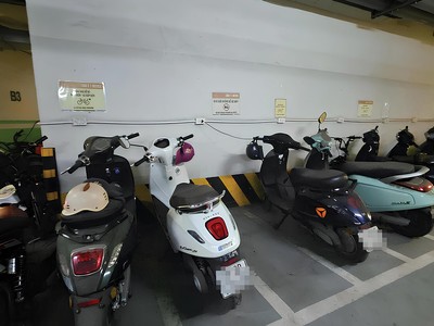 Chuyển đổi xanh không thể thành công nếu hạ tầng đô thị không đủ khả năng tiếp nhận thay đổi. Ảnh: Dũng Minh.