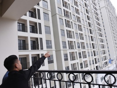 Giá neo quá cao làm giảm sức hấp dẫn của phân khúc căn hộ. Ảnh: Dũng Minh.