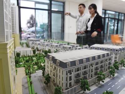 Giá căn hộ và nhà liền thổ tại Hà Nội đều đã vượt qua TP.HCM. Ảnh: Dũng Minh.