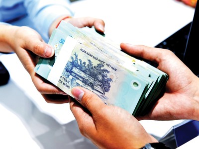 Một nền kinh tế không thể tăng trưởng bền vững chỉ bằng lãi suất thấp.
