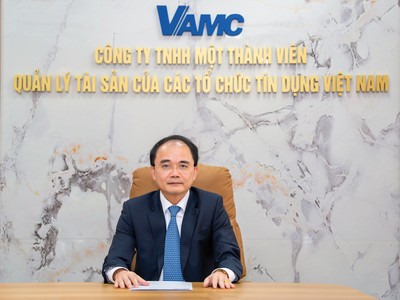Ông Đặng Đình Thích. Quyền Tổng giám đốc VAMC