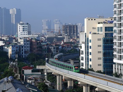 TOD trở thành “đòn bẩy” mở rộng không gian đô thị và mang đến nhiều cơ hội tiếp cận nhà ở, dịch vụ cho người dân. Ảnh: Dũng Minh.