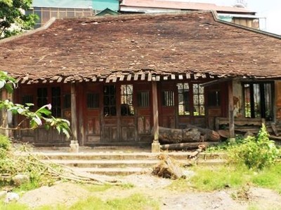 Di tích lịch sử Ưng Bình tại Châu Hưng Viên - xã Phú Thượng, huyện Phú Vang, tỉnh Thừa Thiên Huế.