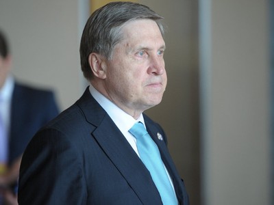 Trợ lý Tổng thống Nga Yuri Ushakov