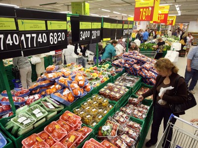 Nga sửa soạn đáp trả lệnh gia hạn cấm vận của châu Âu