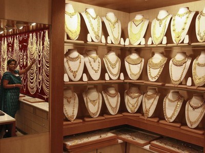 Giá vàng ngày 12/1: Chấm dứt đà tăng