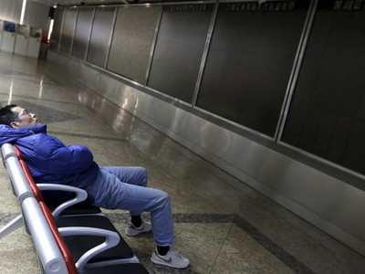 Chứng khoán Trung Quốc xuống mức thấp nhất 15 tháng