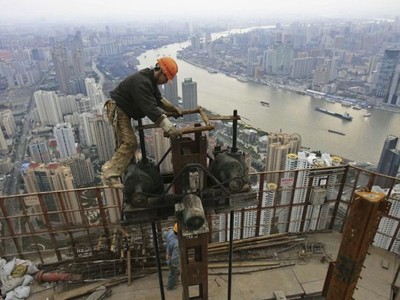 Trung Quốc hạ cánh cứng, kinh tế Nga là nạn nhân đầu tiên