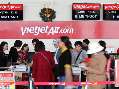 Bloomberg: Vietjet dự báo lợi nhuận tăng 30% năm 2017
