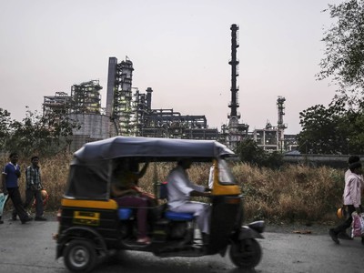 GDP Ấn Độ dự báo chỉ tăng 6,5%, nhu cầu năng lượng sụt mạnh