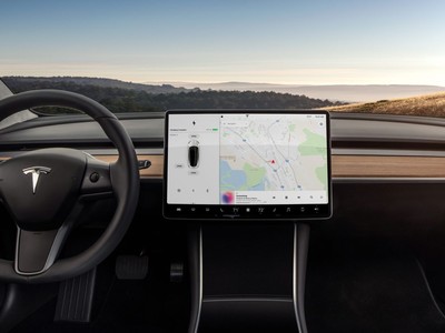 Tesla sắp phải dè chừng Mercedes