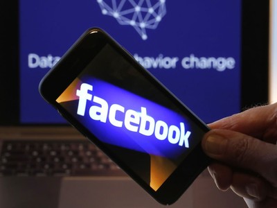 Facebook thừa nhận chia sẻ dữ liệu với các nhà sản xuất Trung Quốc