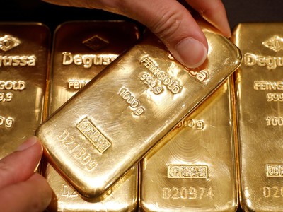 Vàng quay trở lại cuộc chơi