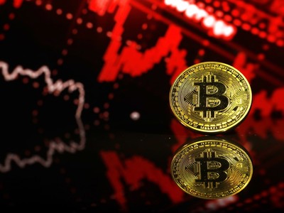Bitcoin giảm giá sốc, 50% trong 2 phiên