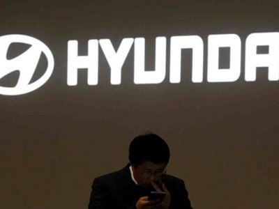 Biến động thị trường giúp đại gia Hàn Quốc thuận lợi chuyển giao quyền lực