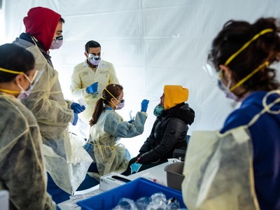 V, U, L, W: “Cuộc chiến” chọn kịch bản khôi phục kinh tế