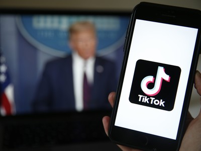 Twitter tiếp cận thương vụ mua lại TikTok