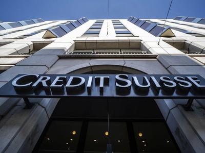 Credit Suisse được UBS mua lại với giá 3 tỷ CHF