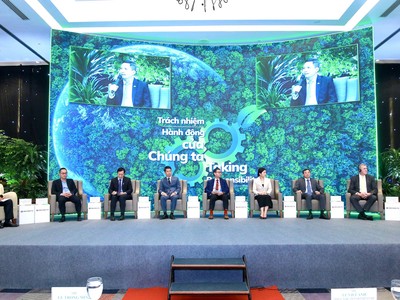 Toàn cảnh phiên thảo luận 2 "Hành động của chúng ta" tại Hội thảo Phát triển bền vững 2023 do Báo Đầu tư tổ chức