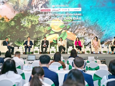 Toàn cảnh phiên thảo luận tại Hội thảo "ESG trong ngành ngân hàng: Thực thi để dẫn đầu"