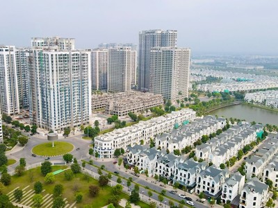 Áp lực thanh khoản hiện hữu với doanh nghiệp bất động sản