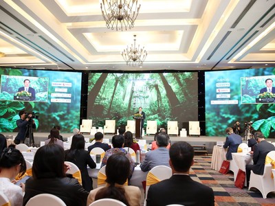 Toàn cảnh Hội thảo Phát triển bền vững 2025 với chủ đề “Động lực cho kỷ nguyên bền vững” do Báo Tài chính - Đầu tư tổ chức. Ảnh: Đức Thanh