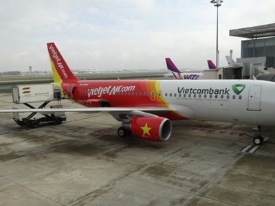 Chiếc máy bay Airbus đầu tiên trong hợp đồng mua 100 chiếc máy bay của Vietjet (ảnh chụp tại sân bay Airbus)