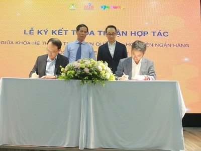 OpenWay Việt Nam ký kết thỏa thuận hợp tác với Học viện Ngân hàng 