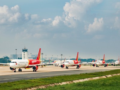Đội tàu mới, hiện đại của Vietjet tiếp tục được trẻ hóa với tuổi đời bình quân đạt 2,75 năm, tiết kiệm nhiên liệu cao.